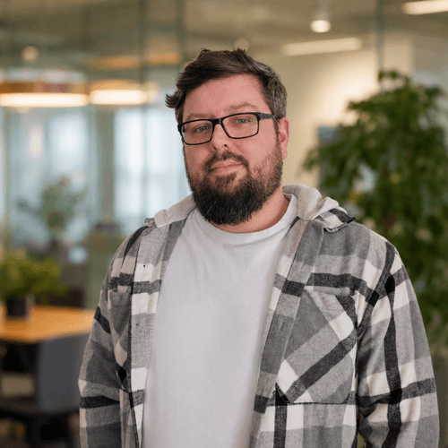 Porträt von Dustin, Performance-Marketing bei Break Media